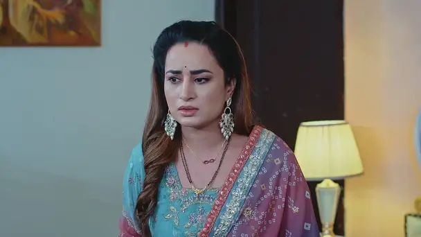Ridhi Inspects Anshuman's Laptop