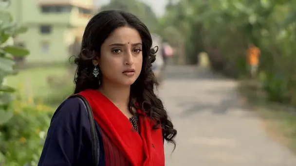 Rai Reassures Her Father