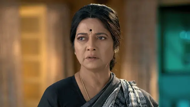 Putul Argues with Her Family Members