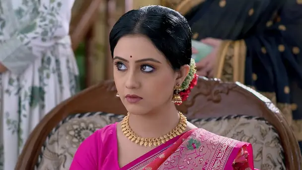 A Prospective Groom's Mother Taunts Simun