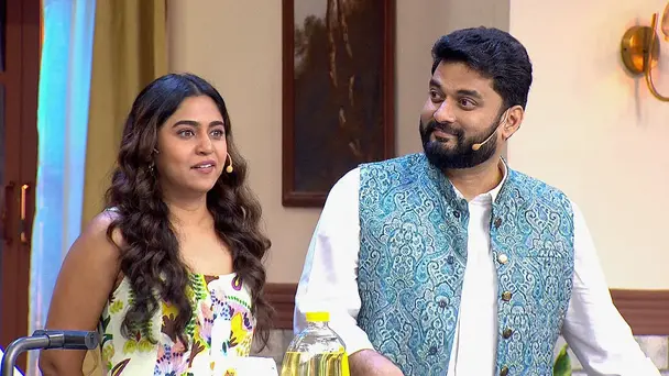 Mrunmayee and Swapnil's Favourite Aluche Fadfade