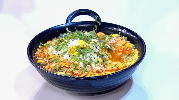 Virajas and Shivani's Delicious Dalimbi Usal