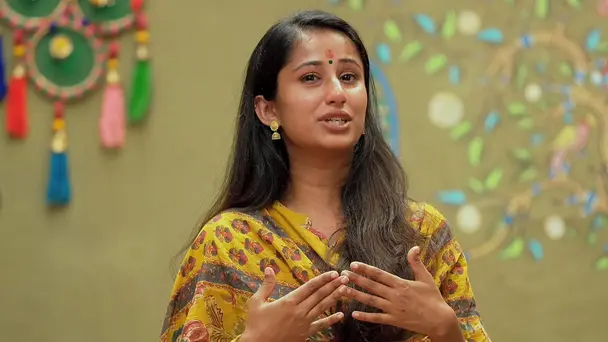 The Girls Meet the Villagers before the Finale