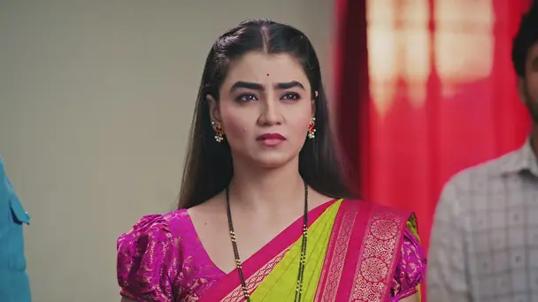 The Evidence against Daddy Is Prsented in Court