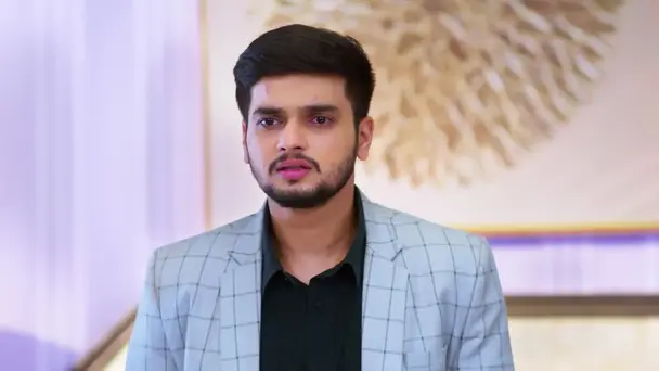 Pritam Becomes Worried about His Mistakes - Paaru