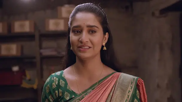 Lali Tries to Keep Gopal at Home