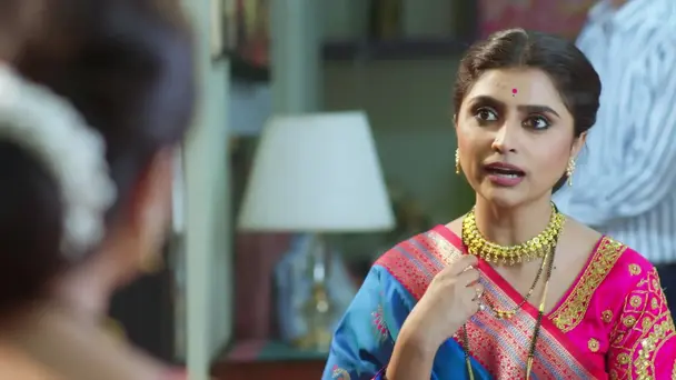Damini Gets Irked with Mohan - Paaru