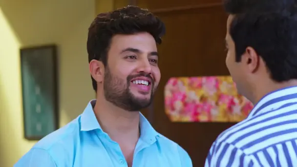 Mohan Avoids Telling Adhitya about Pritam - Paaru