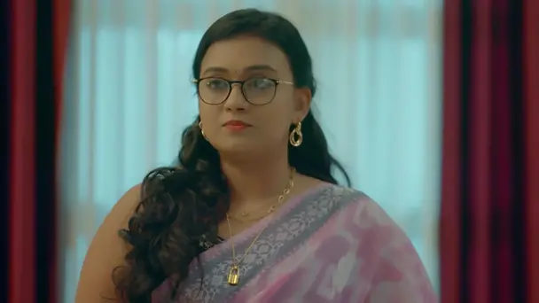 Avanthika Transfers a Property into Rajeev's Name