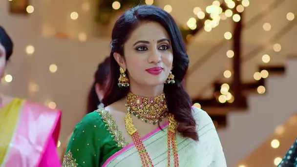 Jagadhatri and Kedar Search for Sudhakar’s Photo