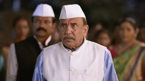 Appa Reprimands Jamkar for Stopping the Procession