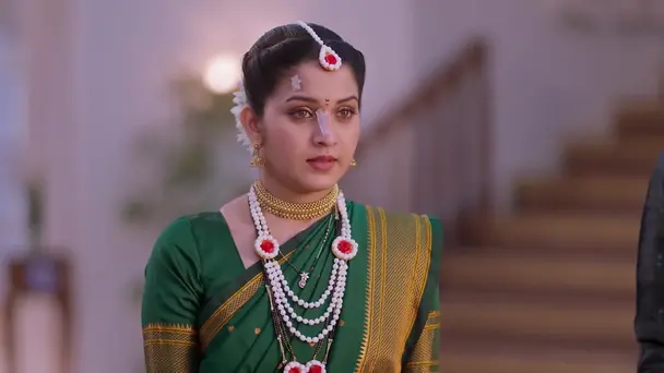 Dadasaheb Asks Narmada to Leave the House