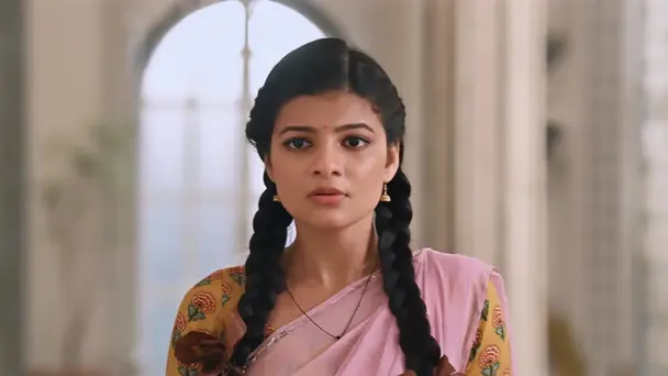 Tara Lashes Out at Rachna and Ved