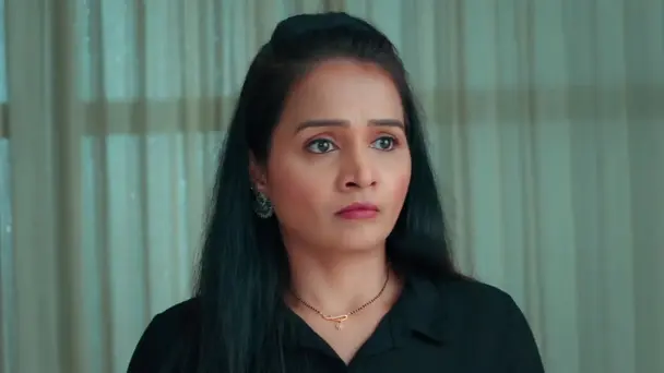 Mallika Calms the Angry Anshuman