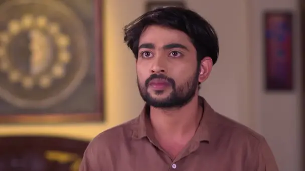 Shashikanta Tries to Reassure Mani