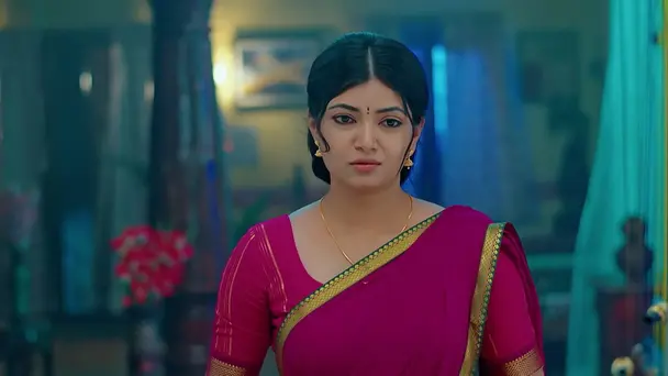 Vishal Is Shaken By His Mother's Situation