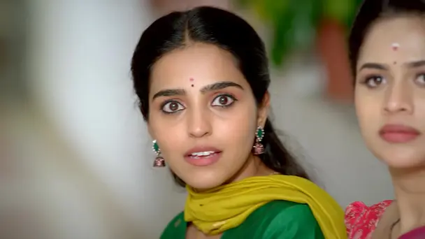 Meenakshi Argues with Appatha