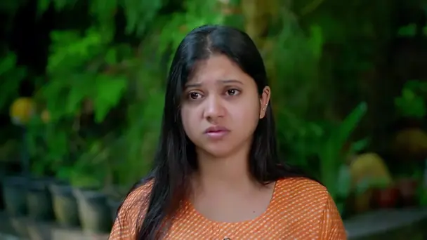 Surya Tells Padmini about Urvashi