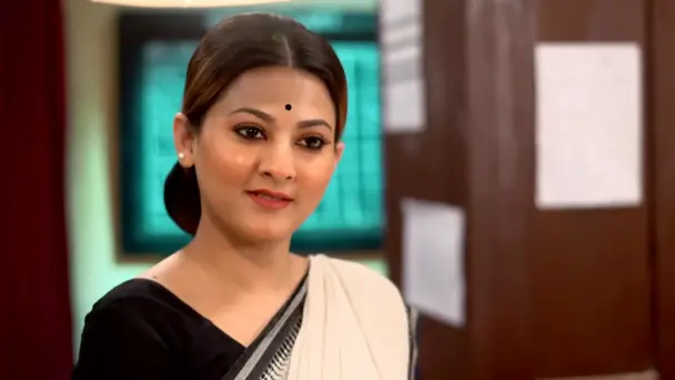 Susmita Worries about Apu