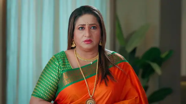 Mandakini Taunts Adhira