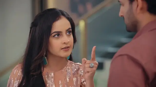 Tapasya Tries to Humiliate Shivay - Jagadhatri