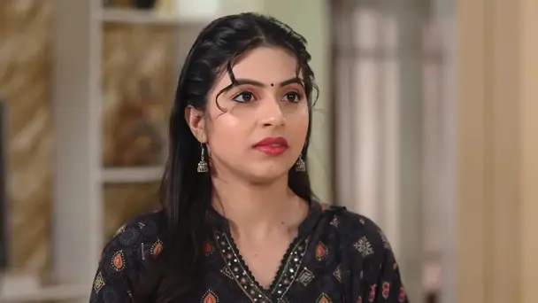 Shanti Grows Suspicious about Swati - Bhagya Rekha