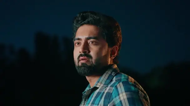 Devasena Has a Word with Raju