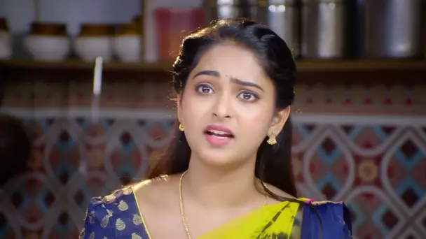 Parvathy Visits her Maternal Home