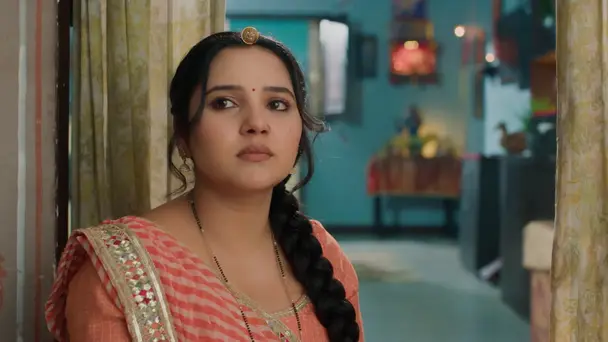 Santosh Orders Chandrika to Apologise to Vasudha