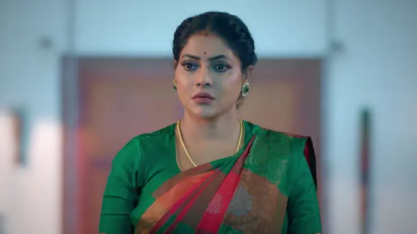 Will Chandrakala Fall Into Karthikeyan’s Trap?