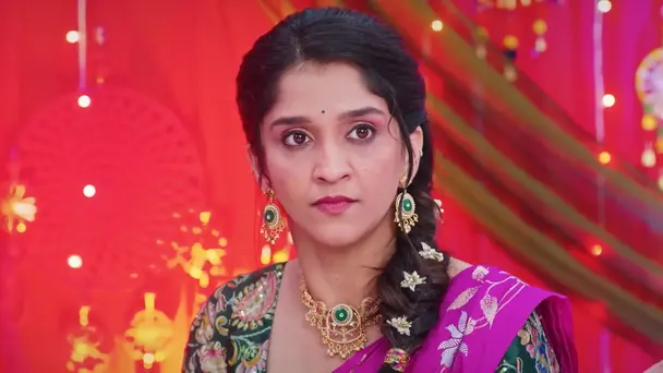 Taarini Reassures a Worried Kedar