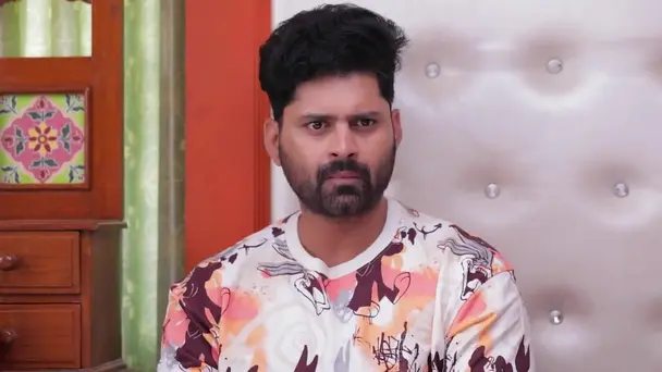 Mithra Overhears Bharathi and Aadhi