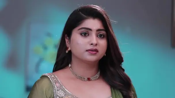 Prakash Attacks Samyuktha