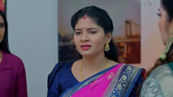 Charan Takes Pallavi back into the House