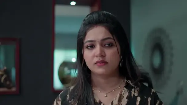 Akshita Insults Poornima