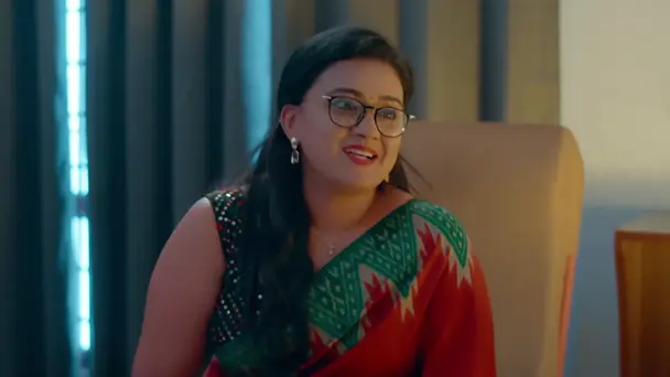 Aarathi and Sachi Get Arrested