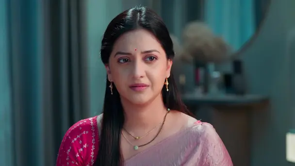 Swanandi Corners Mallika with a Tricky Question