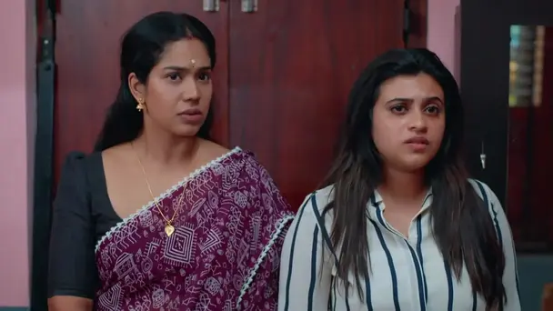 Prakash Lies to Vandana