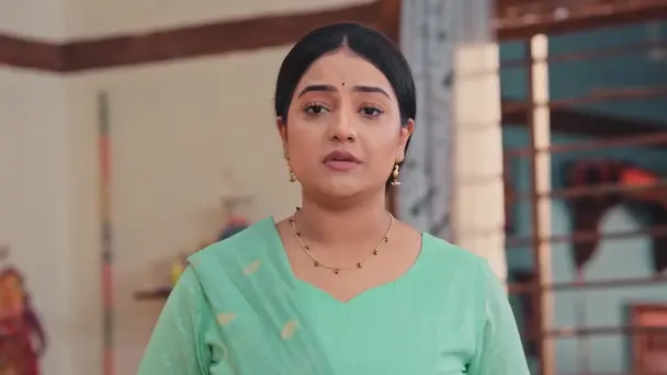 Radhika's Fitting Reply to Meenakshi