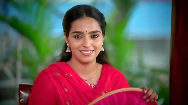 Loganathan Praises Meenakshi