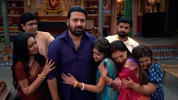 Someshwar Brings the Police to Bodhan's House