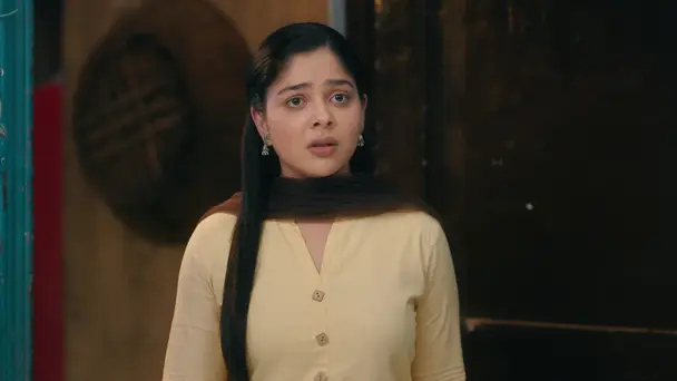 Rajni Steps In to Help Gopal and Pushpa