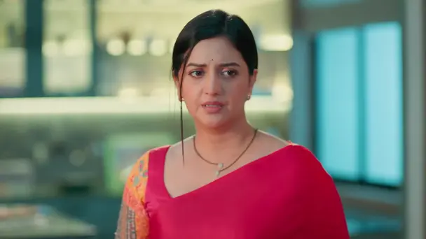 Mandakini Creates a Drama at the Rajwades