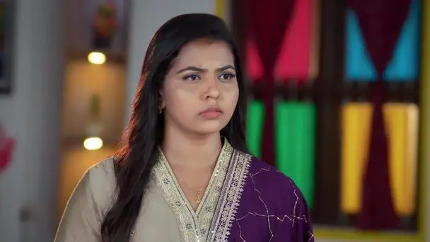 Karthikeyan Rescues Revathi and Chamundeshwari