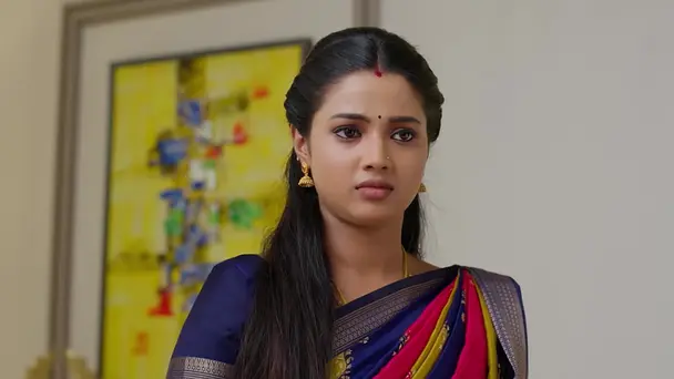 Rudra Saves Sneha from Trouble