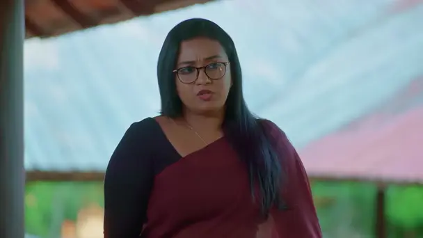 Avanthika Has a Word with Moorthy