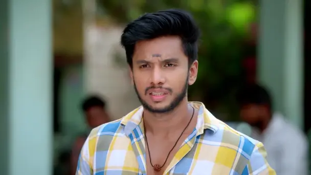 Appatha Taunts Meenakshi