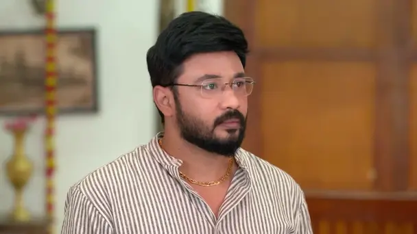 Maruthu Disbelieves Revathi
