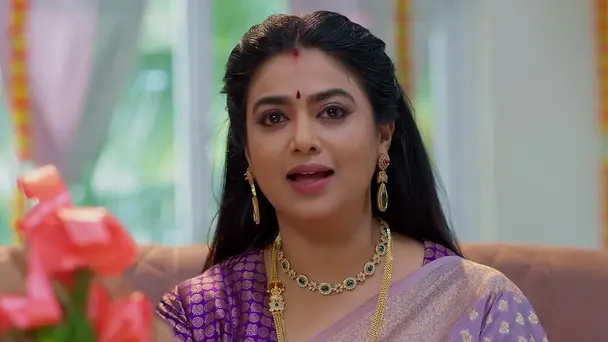 Bhoomi's Dance Reminds Sunanda of Shobha Chandra