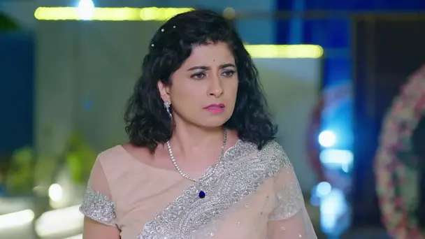 Devaki Shocked to See Jaishankar